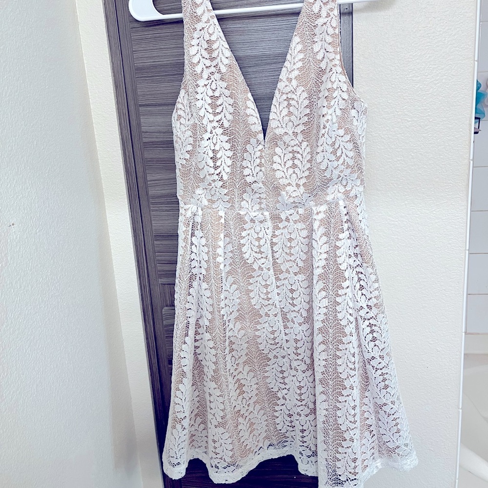Lulus white/tan lace dress